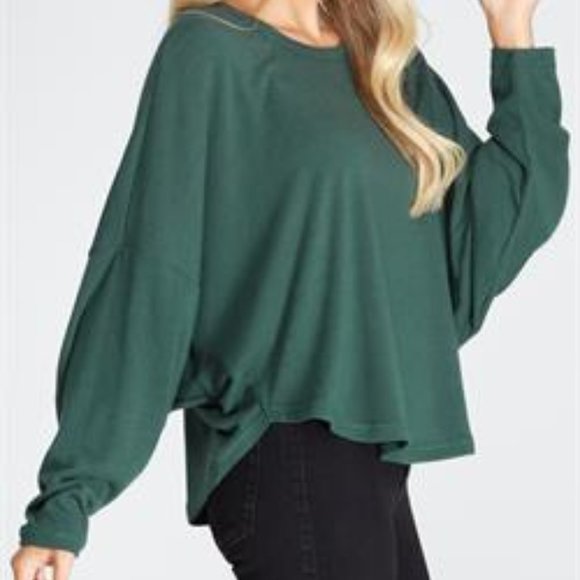 She + Sky Tops - She + Sky Batwing Sweatshirt in Emerald Green